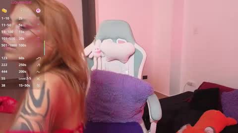 Nina Neon Nostrade online show from 25, 2, 2026