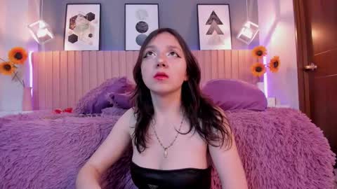 nina_ford_ online show from 26, 3, 2026