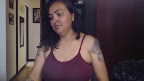 Snapshot of nina_moonbeam chatting on 3, 2, 2025 Nina Moon online show from 3, 2, 2025