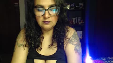 Snapshot of nina_moonbeam chatting on 7, 1, 2026 Nina Moon online show from 7, 1, 2026