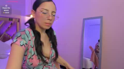 Nina myers online show from 13, 11, 2025