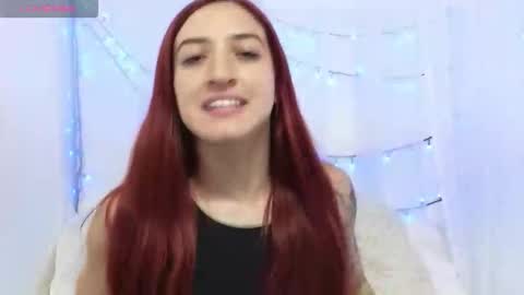 Snapshot of ninaa_fox chatting on 25, 5, 2026 Ninaa fox online show from 25, 5, 2026