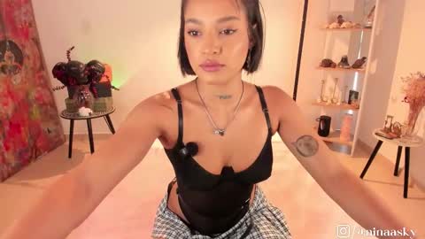 Snapshot of ninaa_sky chatting on 30, 10, 2025 online show from 30, 10, 2025
