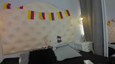 Snapshot of ninaavelvett chatting on 4, 7, 2026 Nina online show from 4, 7, 2026