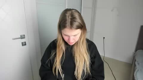 Snapshot of ninarihh chatting on 7, 3, 2025 ninarihh online show from 7, 3, 2025