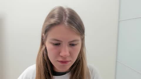 Snapshot of ninarihh chatting on 25, 9, 2025 ninarihh online show from 25, 9, 2025