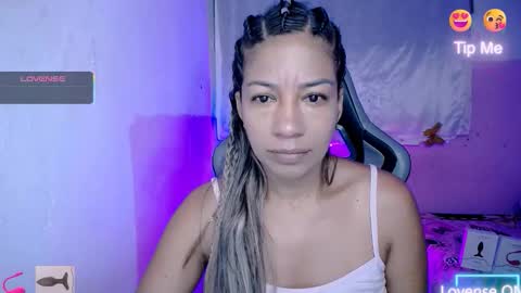 ninatinydoll1 online show from 13, 10, 2025
