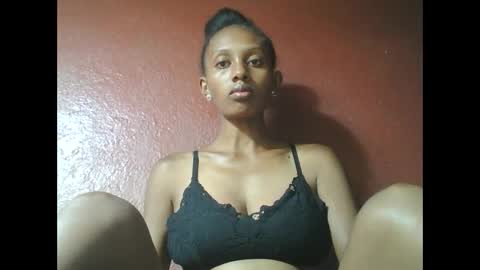 Snapshot of ninie246746 chatting on 20, 1, 2025 ninie246746 online show from 20, 1, 2025