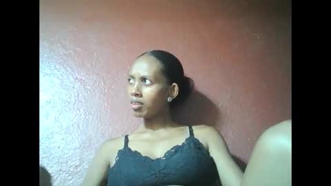 Snapshot of ninie246746 chatting on 12, 2, 2025 ninie246746 online show from 12, 2, 2025