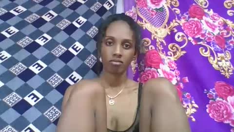 Snapshot of ninie246746 chatting on 18, 4, 2026 ninie246746 online show from 18, 4, 2026