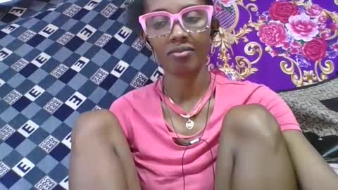 Snapshot of ninie246746 chatting on 21, 4, 2026 ninie246746 online show from 21, 4, 2026