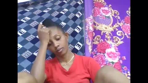 Snapshot of ninie246746 chatting on 29, 4, 2026 ninie246746 online show from 29, 4, 2026