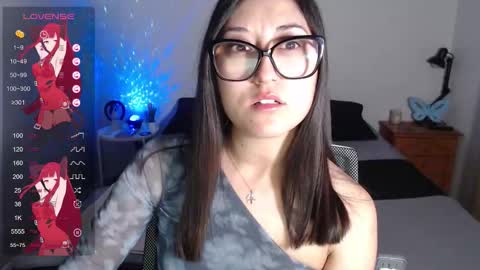 Snapshot of ninimoon chatting on 6, 10, 2025 Ninimoon online show from 6, 10, 2025