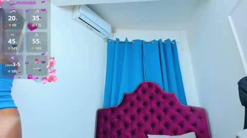 nina dee online show from 4, 11, 2025