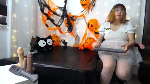 Snapshot of niuk_mei chatting on 27, 10, 2025 Niuk online show from 27, 10, 2025