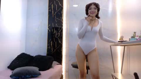 Snapshot of nix_siren chatting on 31, 7, 2026 online show from 31, 7, 2026