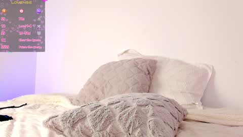 Snapshot of nix_taylor chatting on 1, 2, 2025 Nix online show from 1, 2, 2025