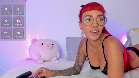 Snapshot of nix_taylor chatting on 19, 9, 2025 Nix online show from 19, 9, 2025