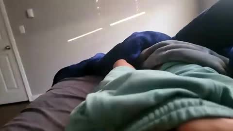 Snapshot of niyo1996 chatting on 8, 1, 2025 niyo1996 online show from 8, 1, 2025