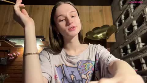 Tears Lora online show from 12, 1, 2026