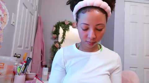 NniOnline online show from 22, 10, 2025