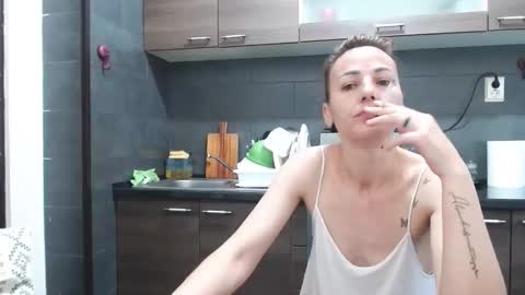 Snapshot of no_limit_coupl3 chatting on 4, 10, 2025 no_limit_coupl3 online show from 4, 10, 2025