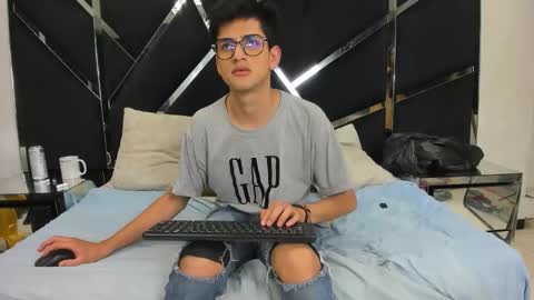 NoaandArez online show from 1, 2, 2026