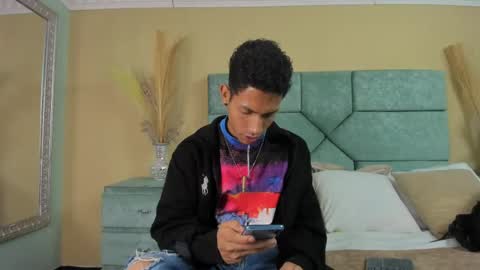 Snapshot of noaahtylor chatting on 2, 5, 2026 Noah online show from 2, 5, 2026