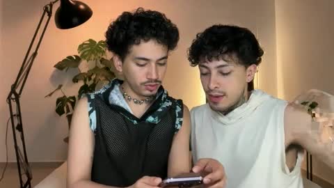 Snapshot of noah_and_steven chatting on 18, 5, 2026 noah_and_steven online show from 18, 5, 2026