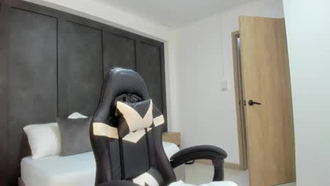 N O A  H online show from 17, 12, 2025