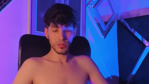 Noah Brigth online show from 3, 12, 2025