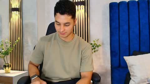 Snapshot of noah_clarkk chatting on 16, 5, 2026 Noah online show from 16, 5, 2026