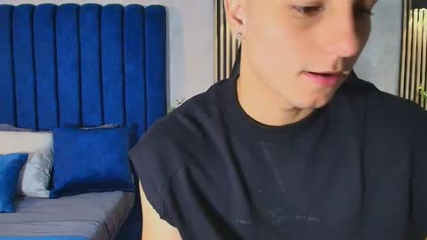 Snapshot of noah_clarkk chatting on 30, 5, 2026 Noah online show from 30, 5, 2026