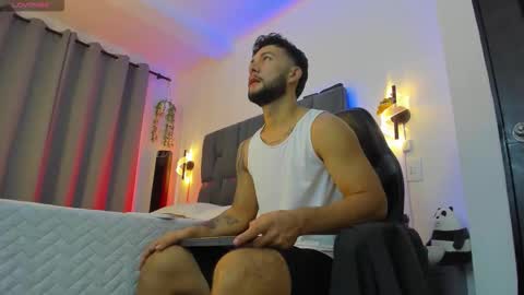 Snapshot of noah_corvelle chatting on 18, 1, 2026 NOAH online show from 18, 1, 2026