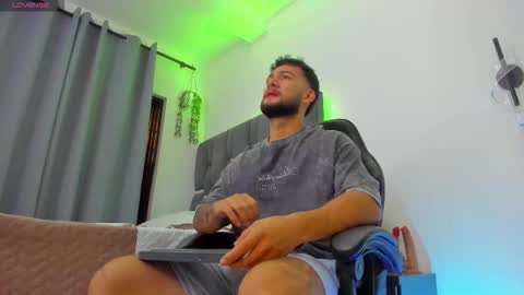 Snapshot of noah_corvelle chatting on 3, 2, 2026 NOAH online show from 3, 2, 2026