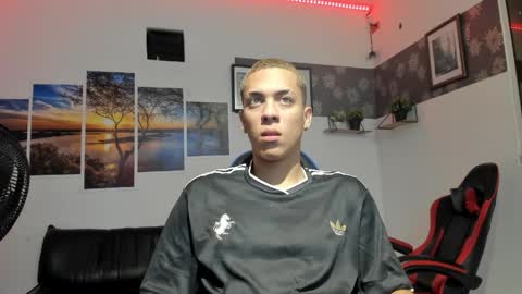 noah_flynn1 online show from 2, 3, 2026