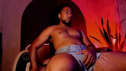 Snapshot of noah_jones__ chatting on 22, 1, 2025 Noah online show from 22, 1, 2025