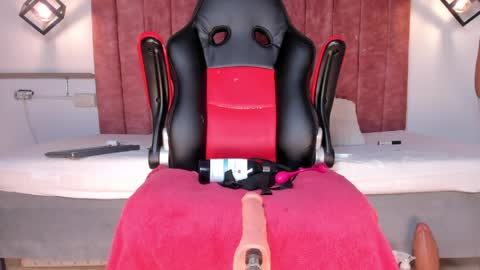 Noah online show from 12, 4, 2026