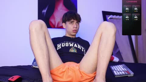 Snapshot of noah_loveboy chatting on 29, 12, 2024 Noah online show from 29, 12, 2024