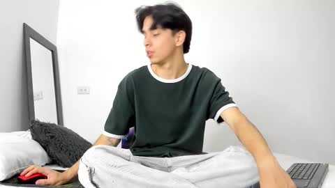 Snapshot of noah_loveboy chatting on 23, 9, 2025 Noah online show from 23, 9, 2025