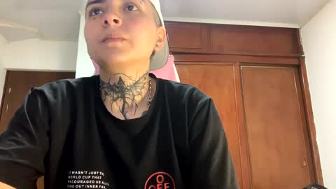 noah hehim    online show from 22, 1, 2025