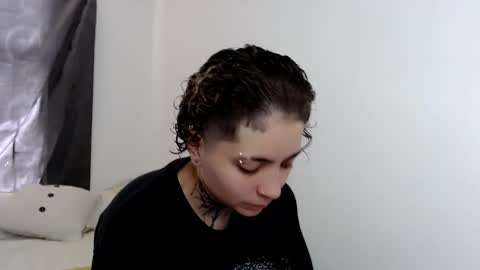 noah hehim    online show from 21, 2, 2025