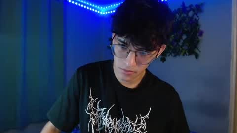 Snapshot of noah_millerx_ chatting on 9, 4, 2026 noah online show from 9, 4, 2026