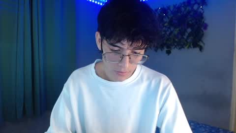 Snapshot of noah_millerx_ chatting on 15, 4, 2026 noah online show from 15, 4, 2026