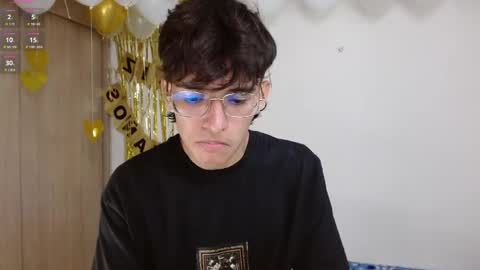 Snapshot of noah_millerx_ chatting on 23, 5, 2026 noah online show from 23, 5, 2026