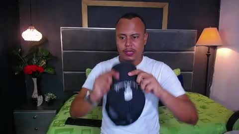 Snapshot of noah_oliver1 chatting on 2, 6, 2026 NOAH online show from 2, 6, 2026