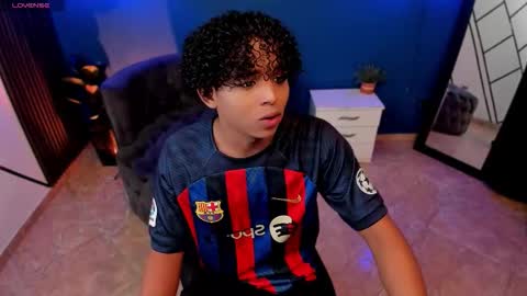 noah_smith04 online show from 15, 12, 2025