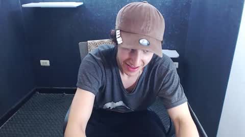 noah_sokolov online show from 22, 11, 2025