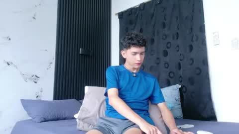 Snapshot of noah_tyler_ chatting on 12, 7, 2026 noah tyler online show from 12, 7, 2026