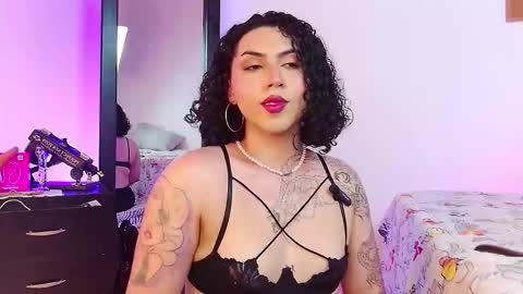 noahmonroe_11 online show from 4, 12, 2025